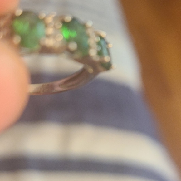 Ring - Picture 4 of 5